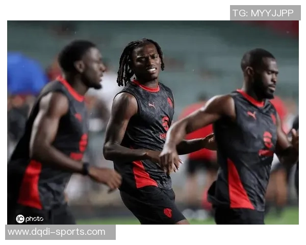 友谊赛惊现冷门AC米兰轻取波尔图点球大战引发全场沸腾